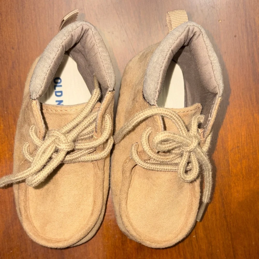 Old Navy Light Brown Kids Moccasins